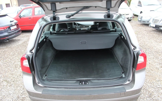 Volvo V70 cena 33900 przebieg: 244321, rok produkcji 2009 z Ślesin małe 497
